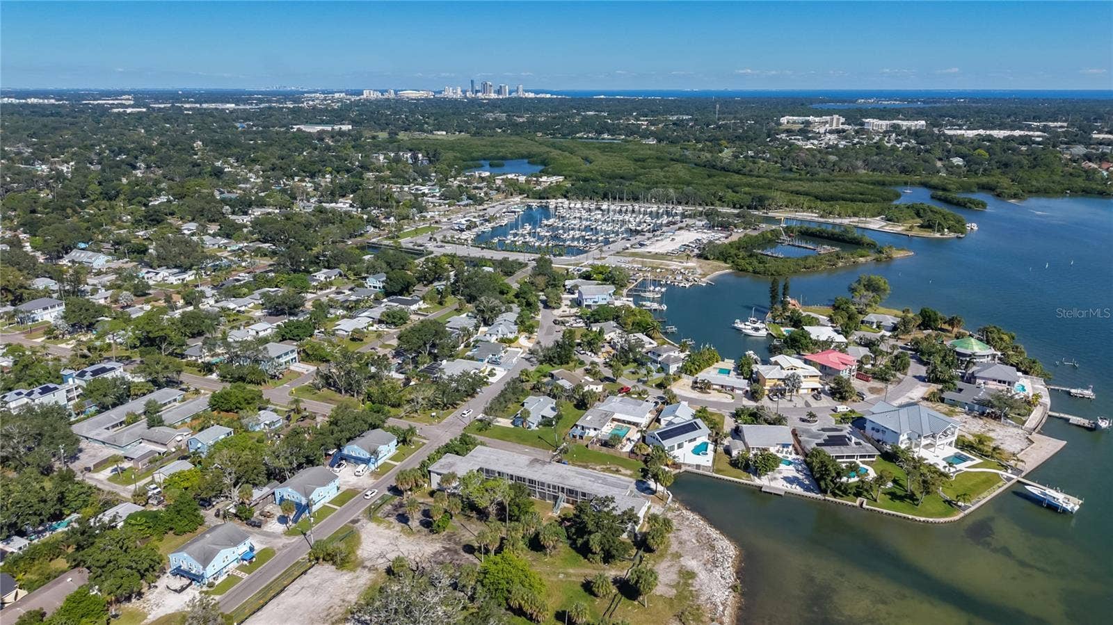 4902 31ST AVENUE S, #101, Gulfport, FL 33707 4902 31ST AVENUE S, #101, Gulfport, FL 33707