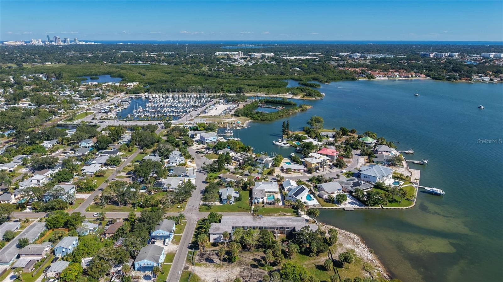 4902 31ST AVENUE S, #101, Gulfport, FL 33707 4902 31ST AVENUE S, #101, Gulfport, FL 33707