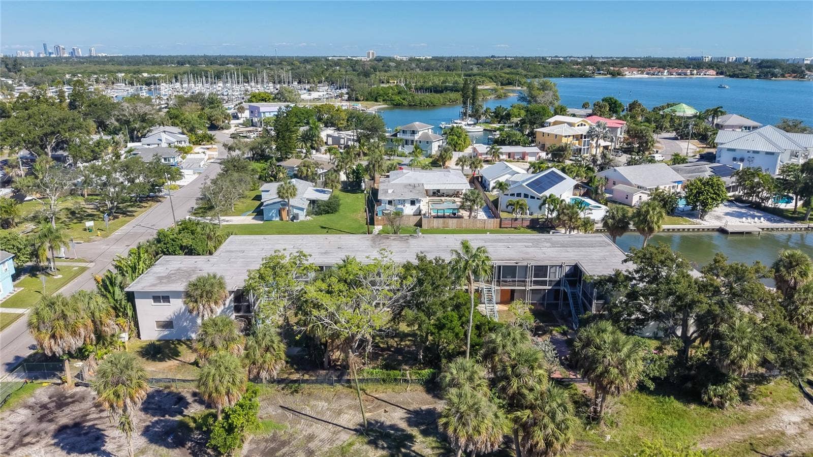 4902 31ST AVENUE S, #101, Gulfport, FL 33707 4902 31ST AVENUE S, #101, Gulfport, FL 33707