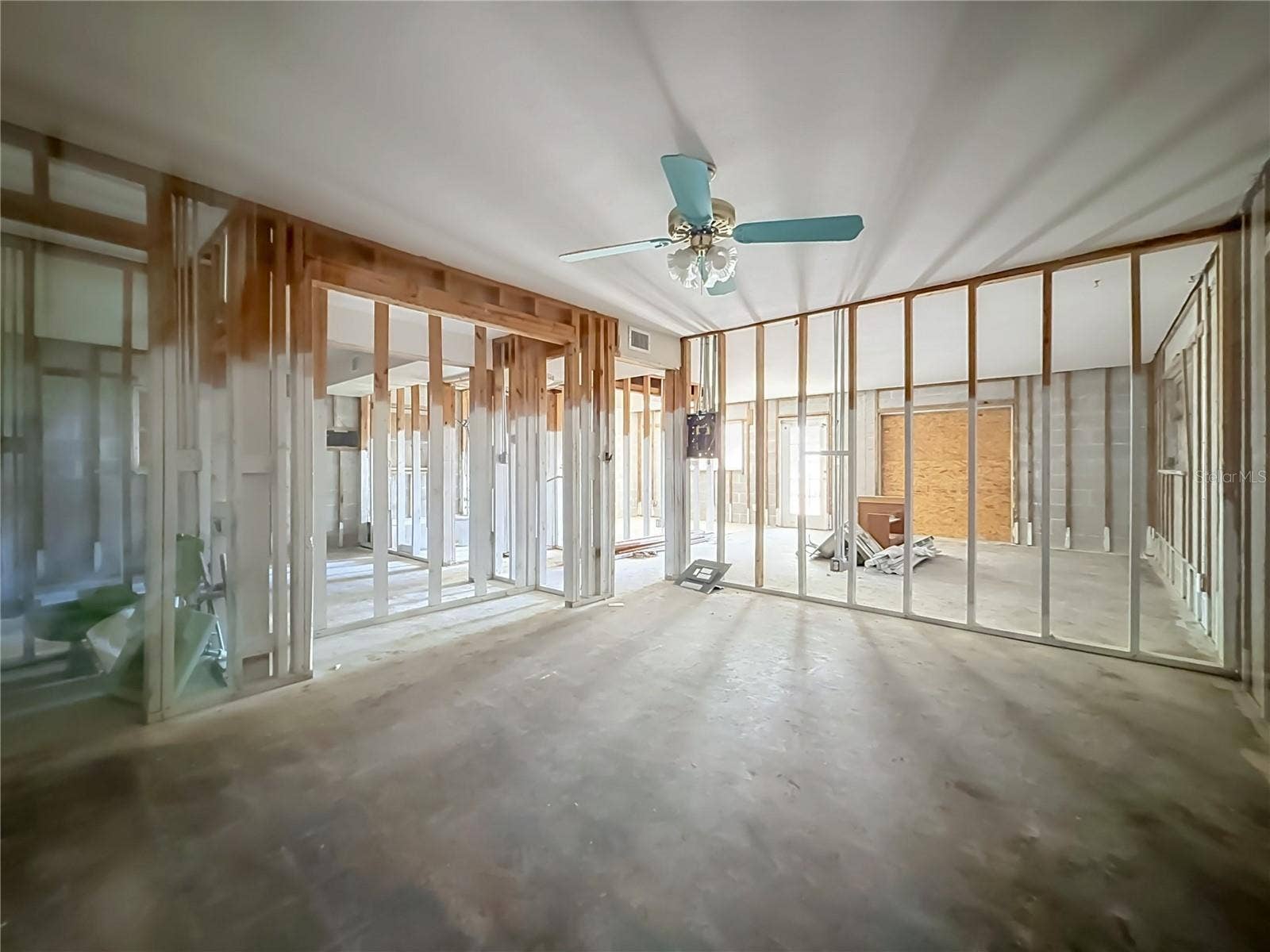 4902 31ST AVENUE S, #101, Gulfport, FL 33707 4902 31ST AVENUE S, #101, Gulfport, FL 33707