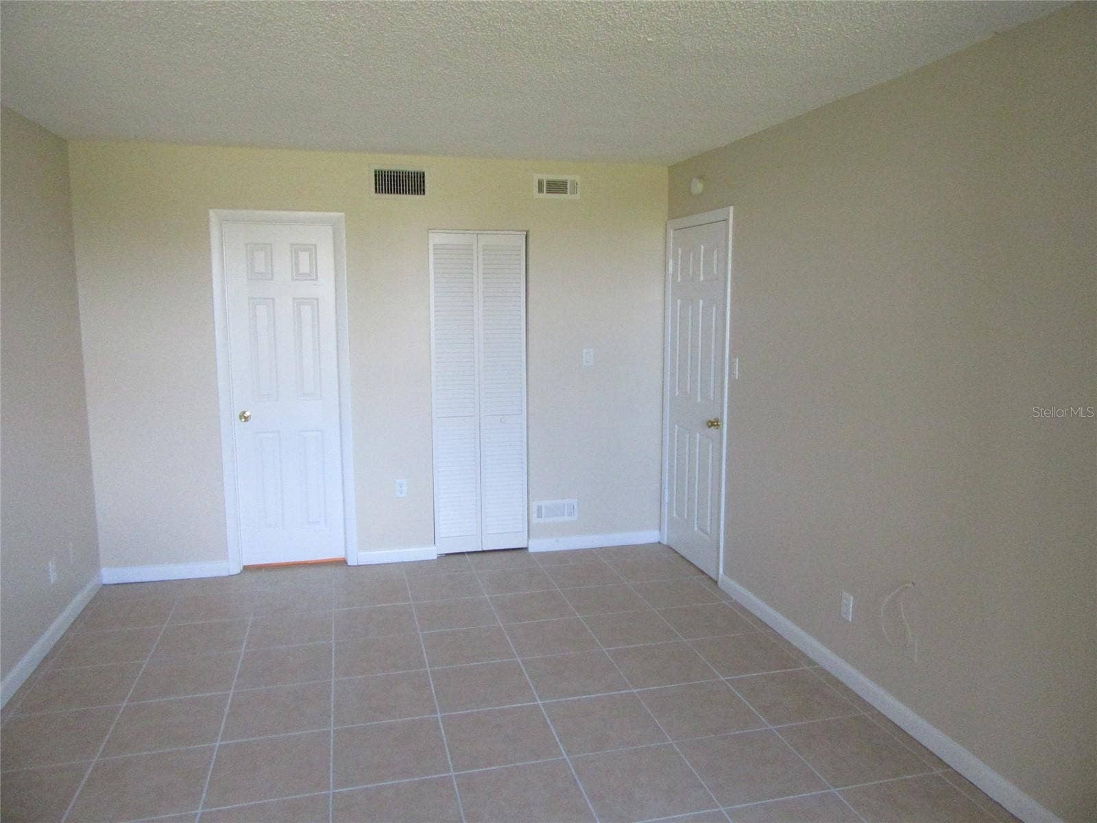 1933 OYSTER CATCHER LANE, #712, Clearwater, FL 33762 1933 OYSTER CATCHER LANE, #712, Clearwater, FL 33762