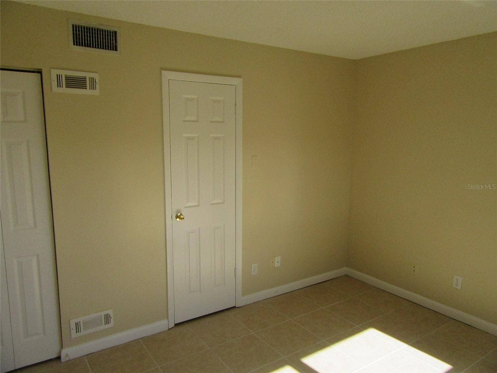 1933 OYSTER CATCHER LANE, #712, Clearwater, FL 33762 1933 OYSTER CATCHER LANE, #712, Clearwater, FL 33762