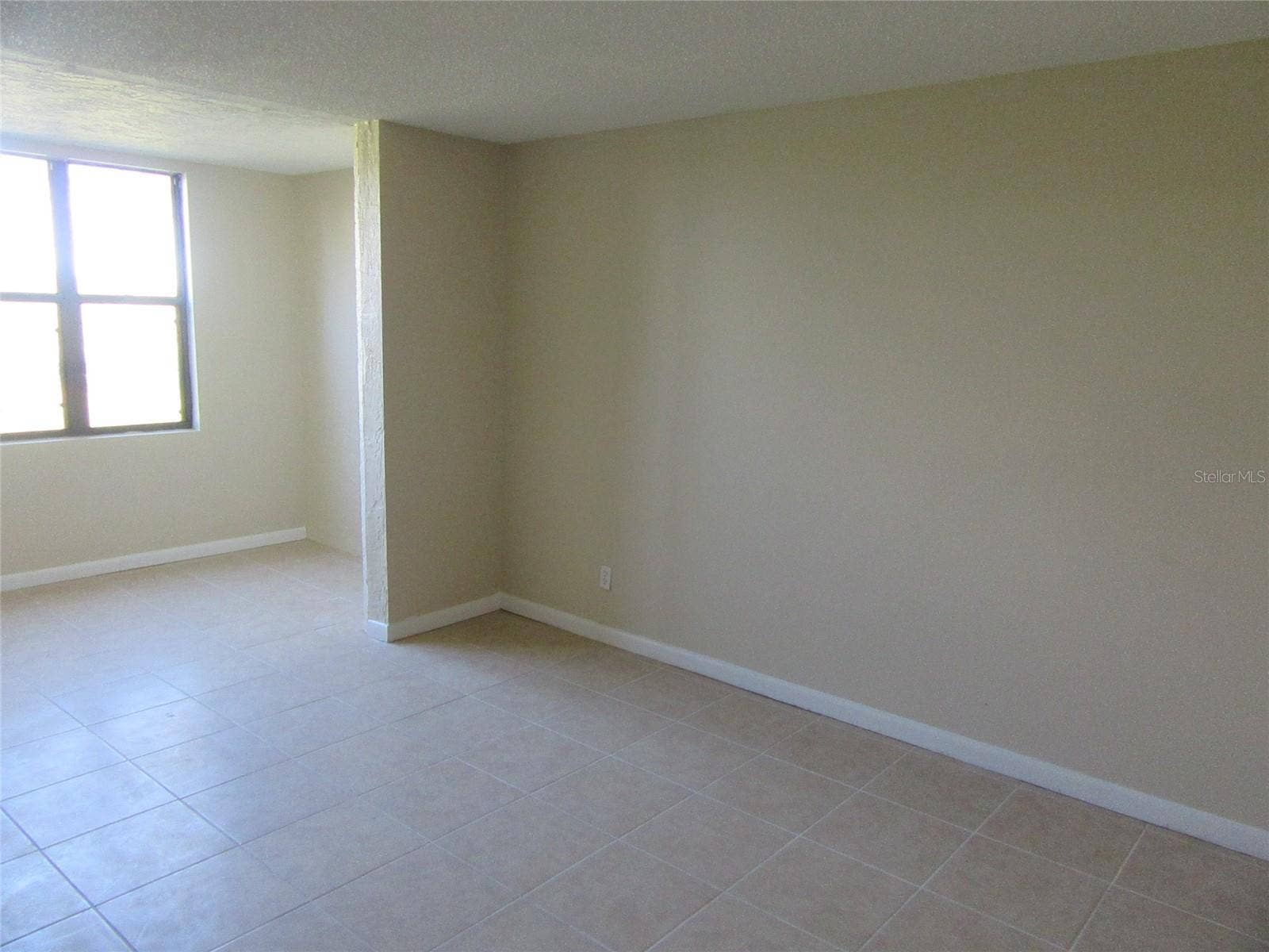 1933 OYSTER CATCHER LANE, #712, Clearwater, FL 33762 1933 OYSTER CATCHER LANE, #712, Clearwater, FL 33762