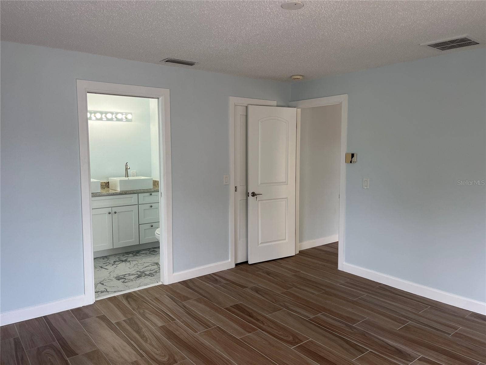 307 LA HACIENDA DRIVE, Indian Rocks Beach, FL 33785 Primary with ensuite bathroom