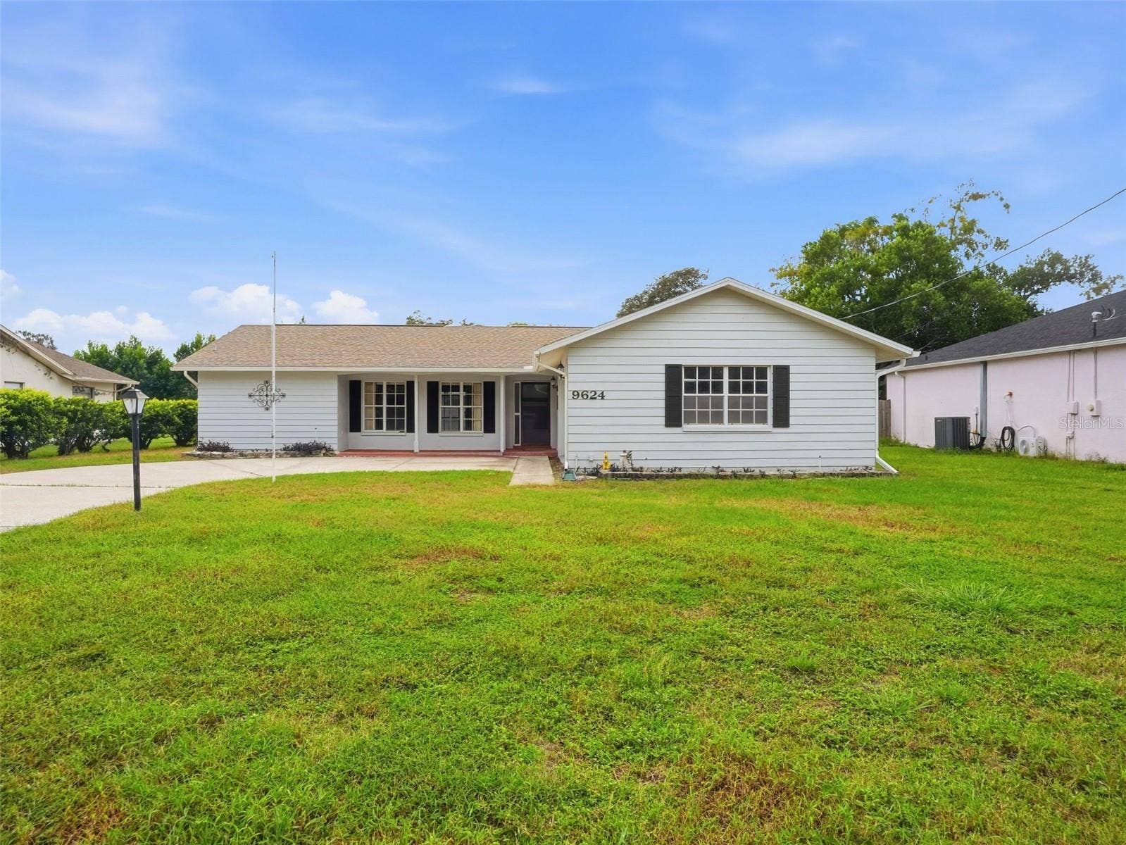 9624 HORIZON DRIVE, Spring Hill, FL 34608 9624 HORIZON DRIVE, Spring Hill, FL 34608
