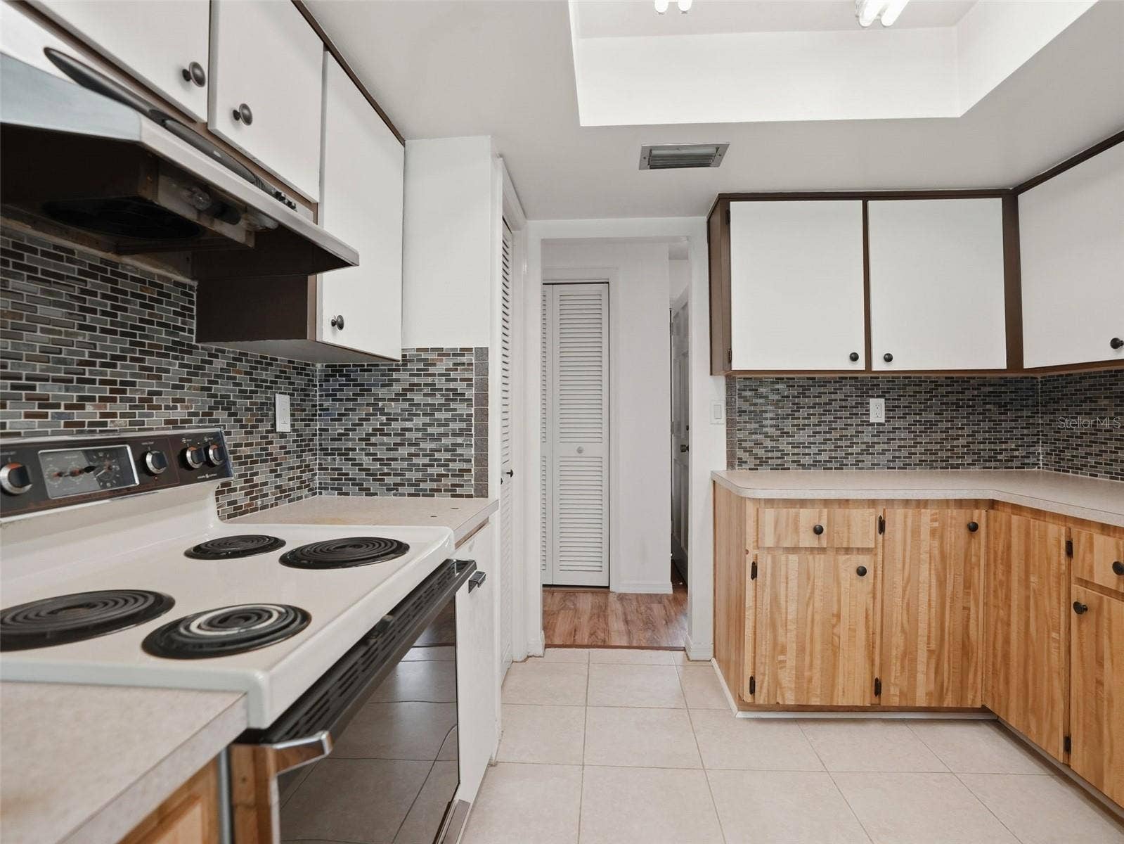 9624 HORIZON DRIVE, Spring Hill, FL 34608 9624 HORIZON DRIVE, Spring Hill, FL 34608