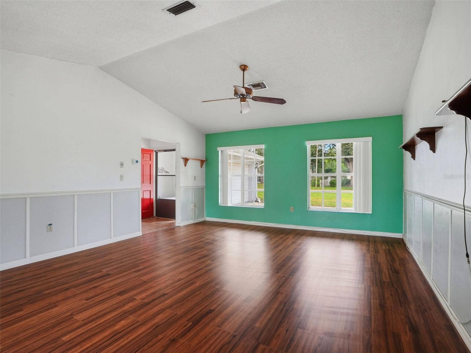 9624 HORIZON DRIVE, Spring Hill, FL 34608 9624 HORIZON DRIVE, Spring Hill, FL 34608