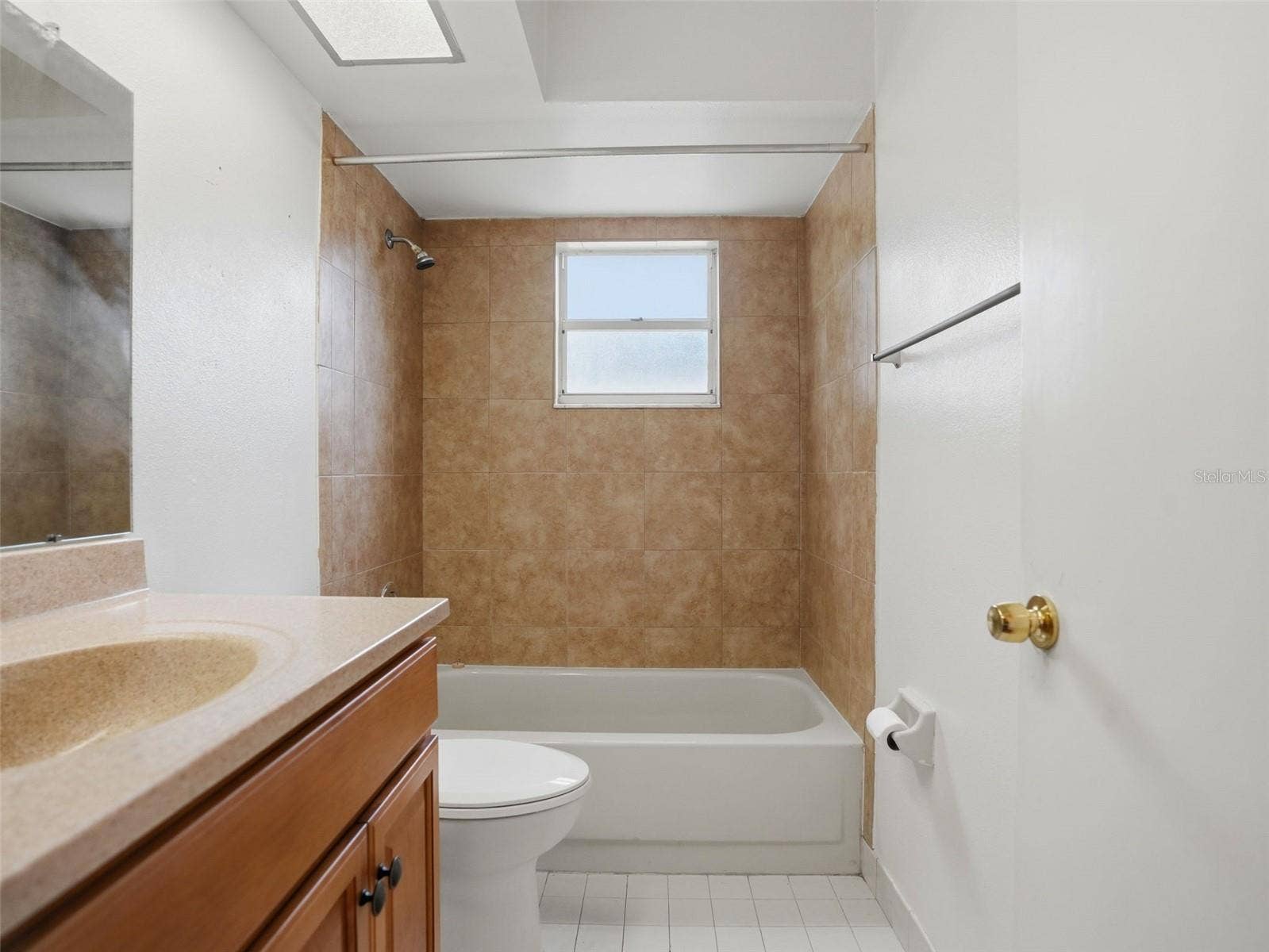 9624 HORIZON DRIVE, Spring Hill, FL 34608 9624 HORIZON DRIVE, Spring Hill, FL 34608
