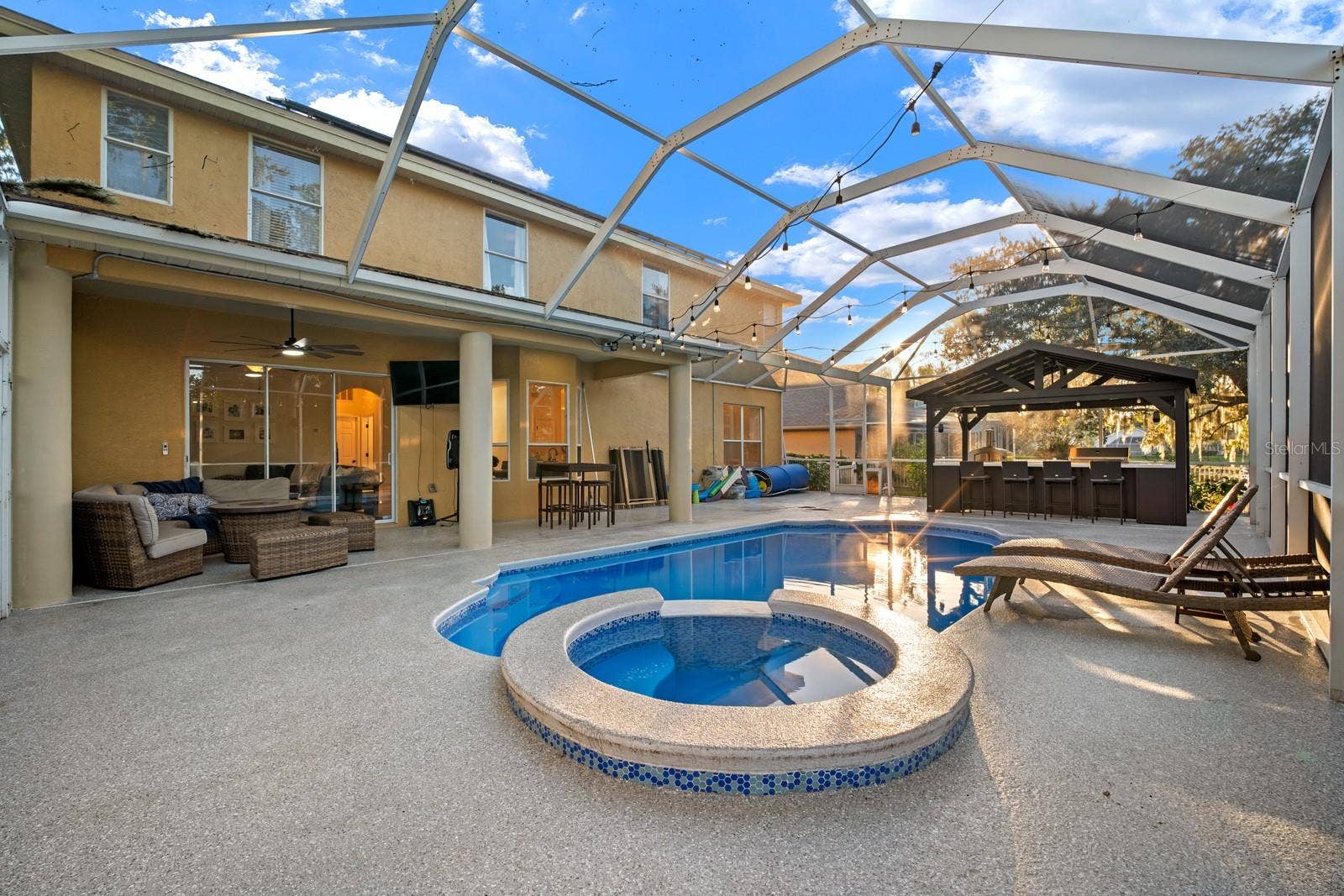 5436 TWIN CREEKS DRIVE, Valrico, FL 33596 5436 TWIN CREEKS DRIVE, Valrico, FL 33596