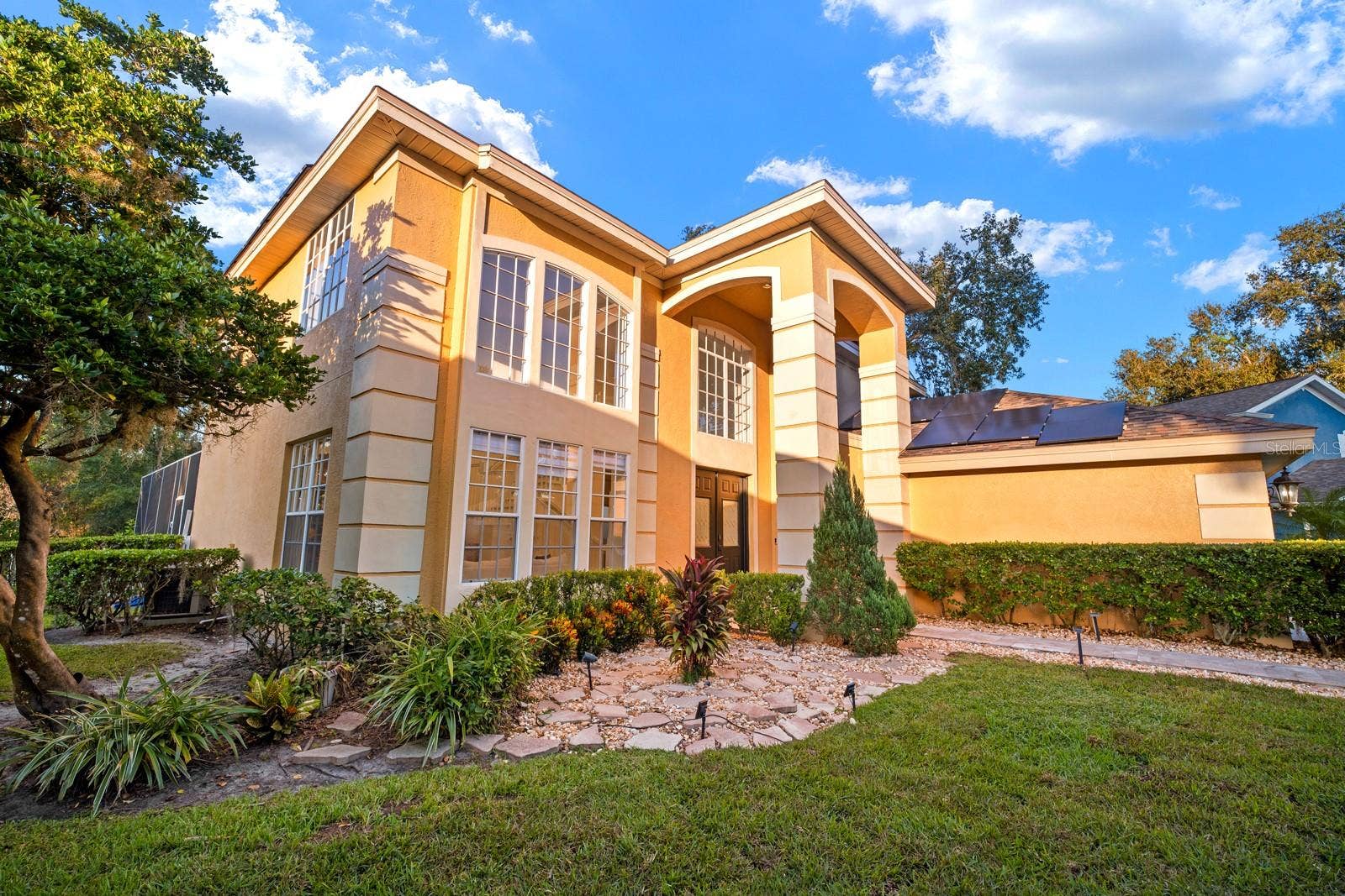 5436 TWIN CREEKS DRIVE, Valrico, FL 33596 5436 TWIN CREEKS DRIVE, Valrico, FL 33596