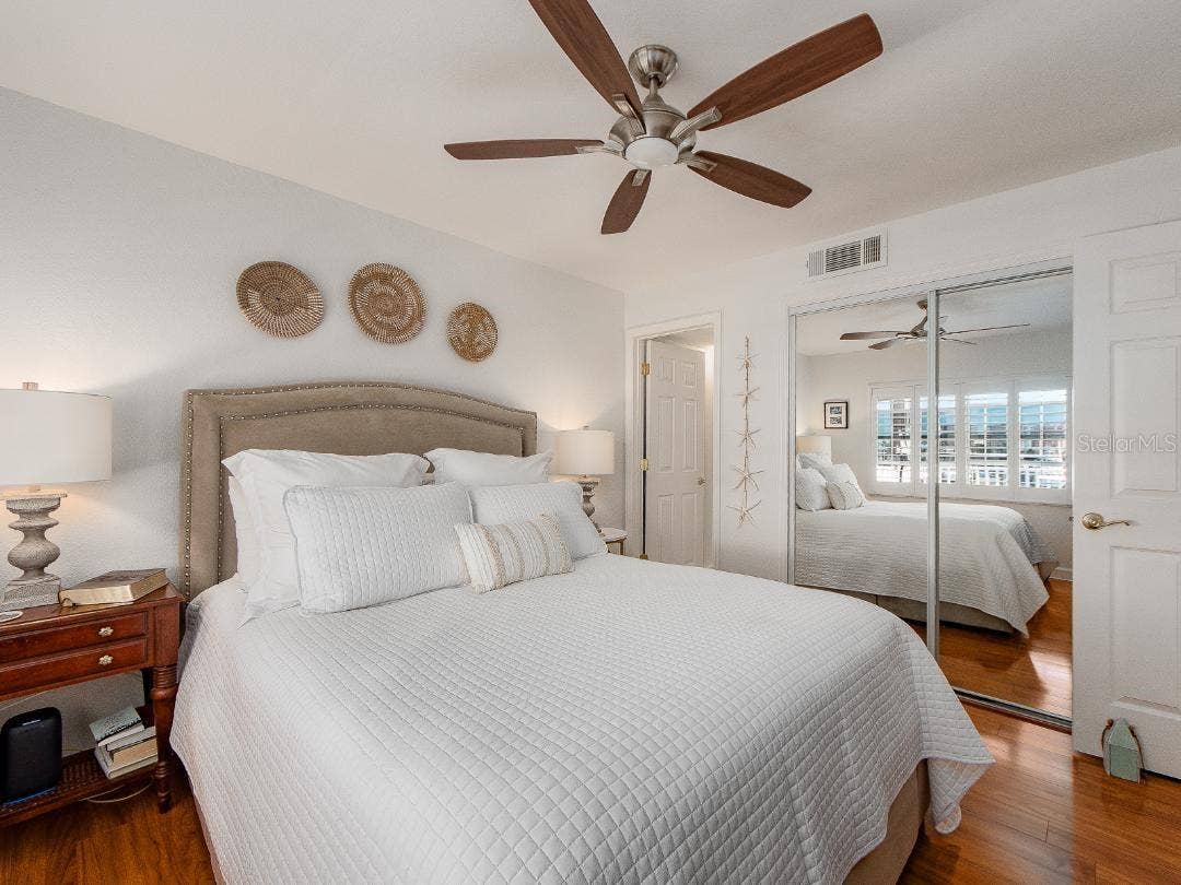 205 DOLPHIN POINT, #6, Clearwater, FL 33767 205 DOLPHIN POINT, #6, Clearwater, FL 33767