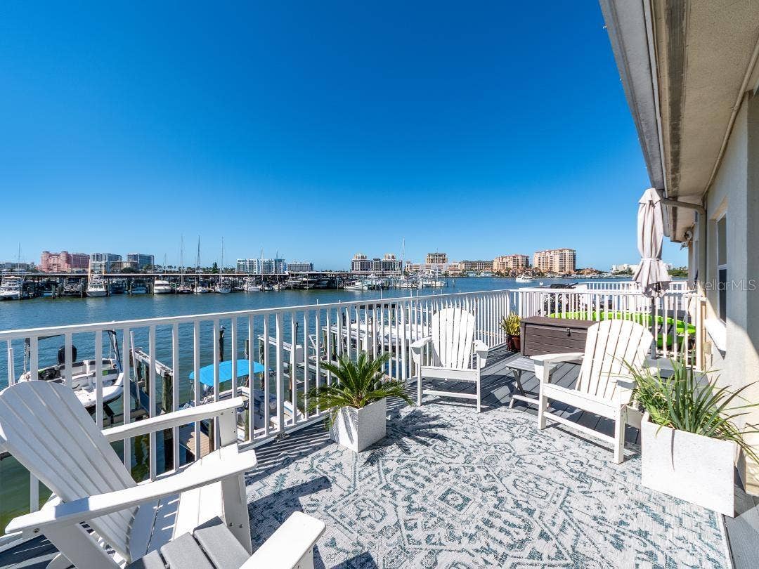 205 DOLPHIN POINT, #6, Clearwater, FL 33767 205 DOLPHIN POINT, #6, Clearwater, FL 33767