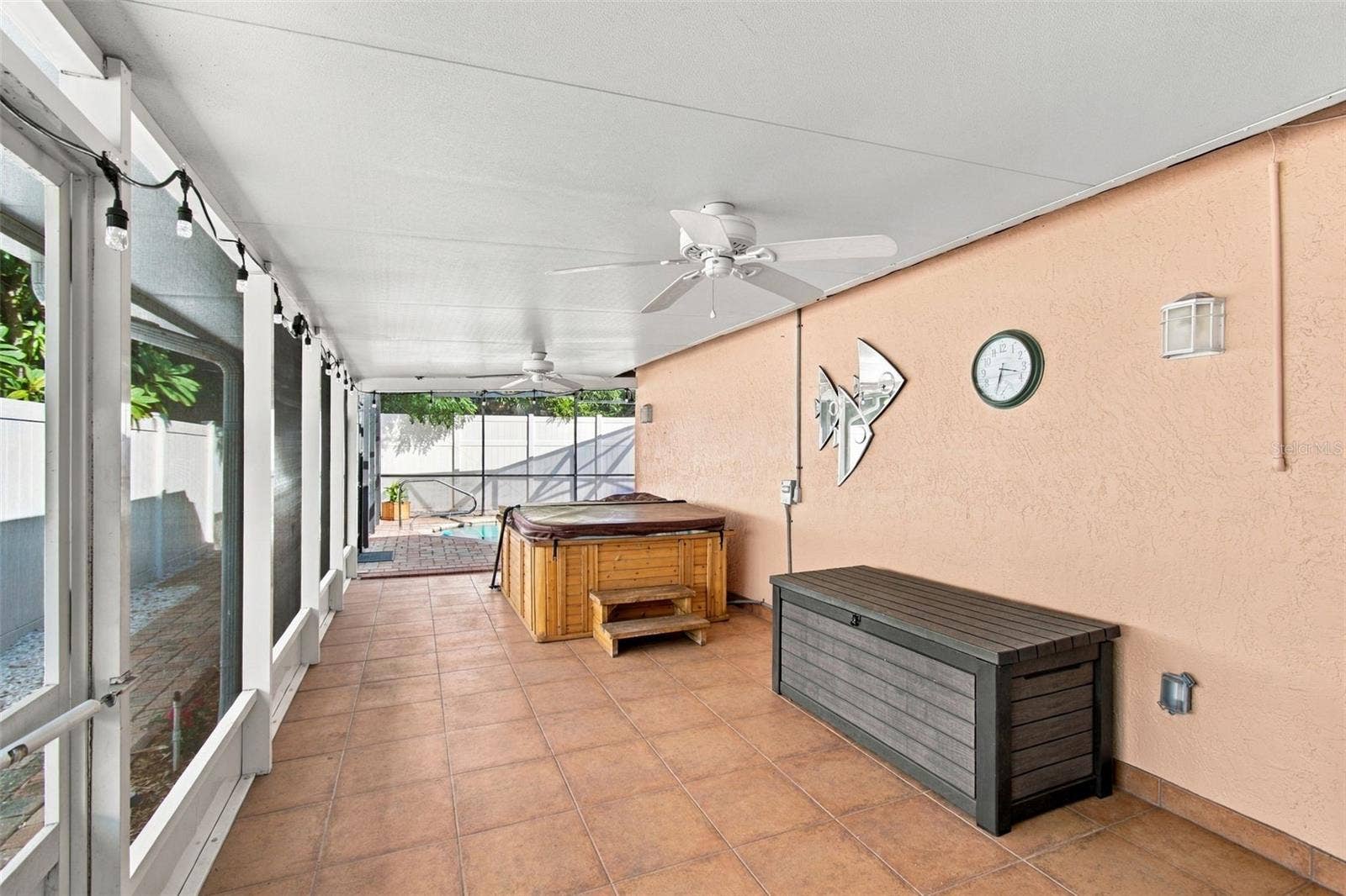 Private lanai, SPA conveys
