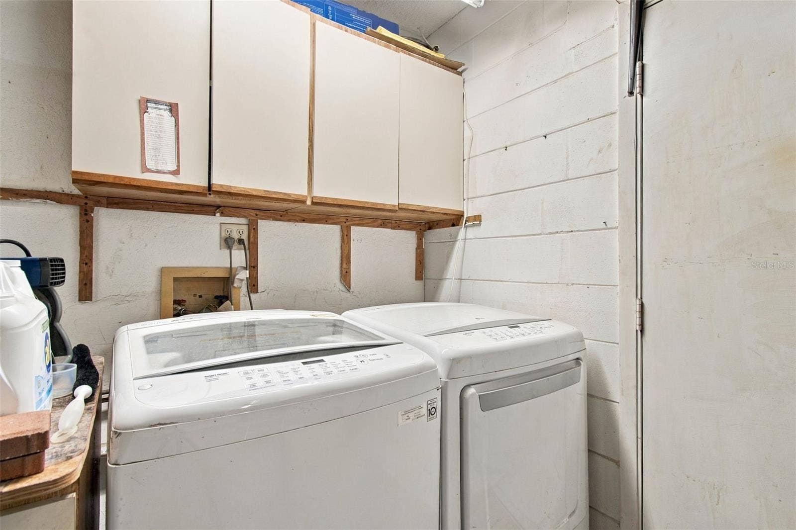 Washer and Gas Dryer Convey