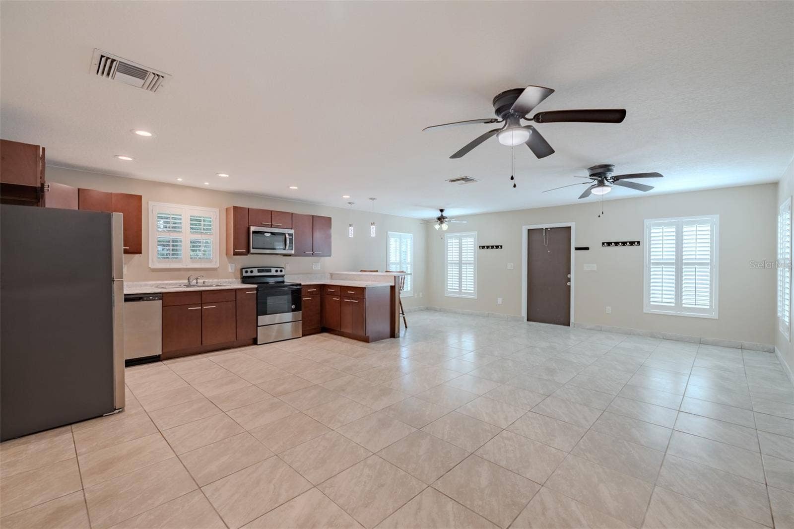 501 BRYAN ROAD, #B, Brandon, FL 33511 501 BRYAN ROAD, #B, Brandon, FL 33511
