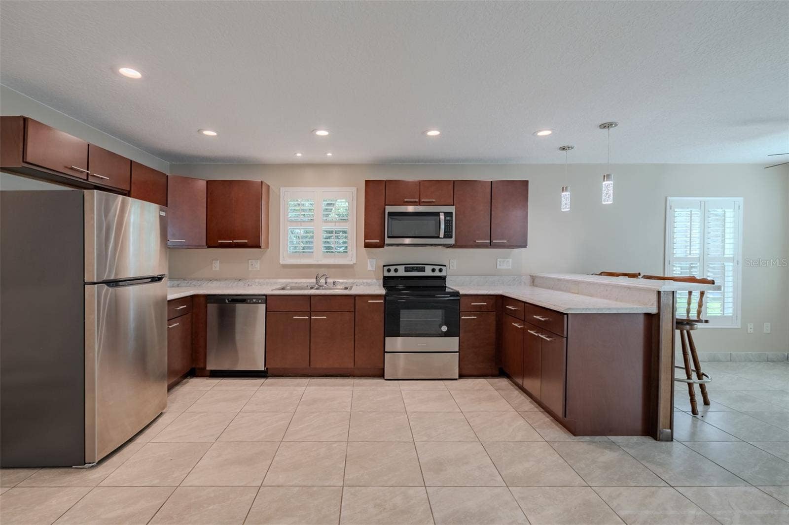 501 BRYAN ROAD, #B, Brandon, FL 33511 501 BRYAN ROAD, #B, Brandon, FL 33511