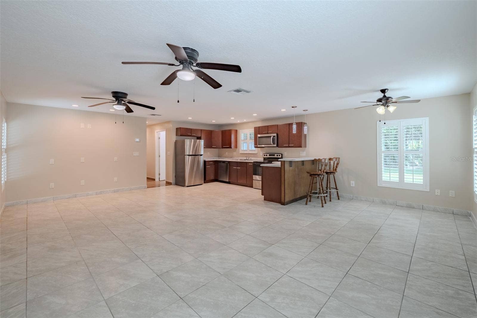 501 BRYAN ROAD, #B, Brandon, FL 33511 501 BRYAN ROAD, #B, Brandon, FL 33511
