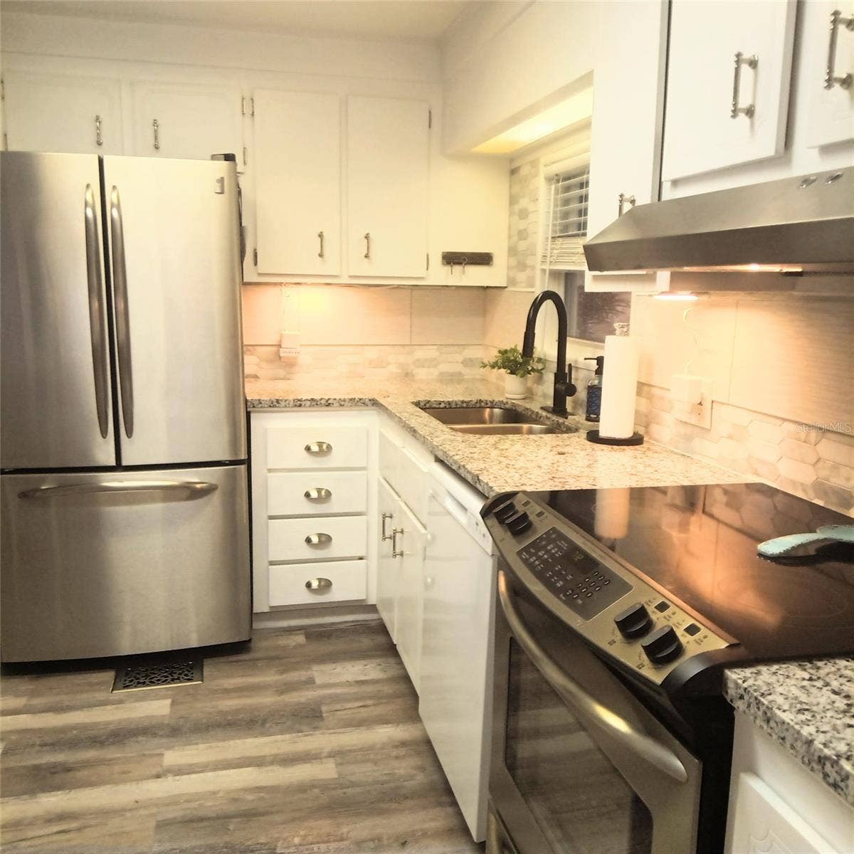 3301 ALT 19, #293, Dunedin, FL 34698 3301 ALT 19, #293, Dunedin, FL 34698
