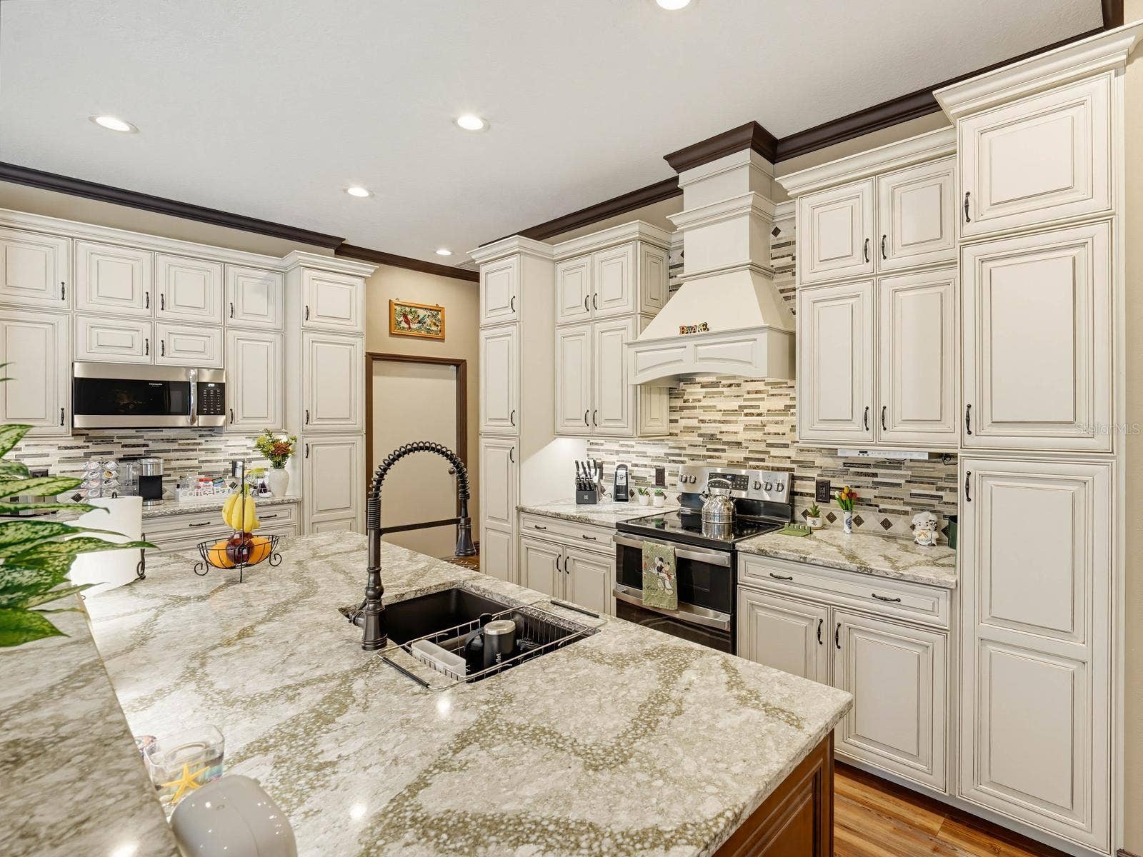 4175 KIRKALDY DRIVE, Palm Harbor, FL 34685 4175 KIRKALDY DRIVE, Palm Harbor, FL 34685