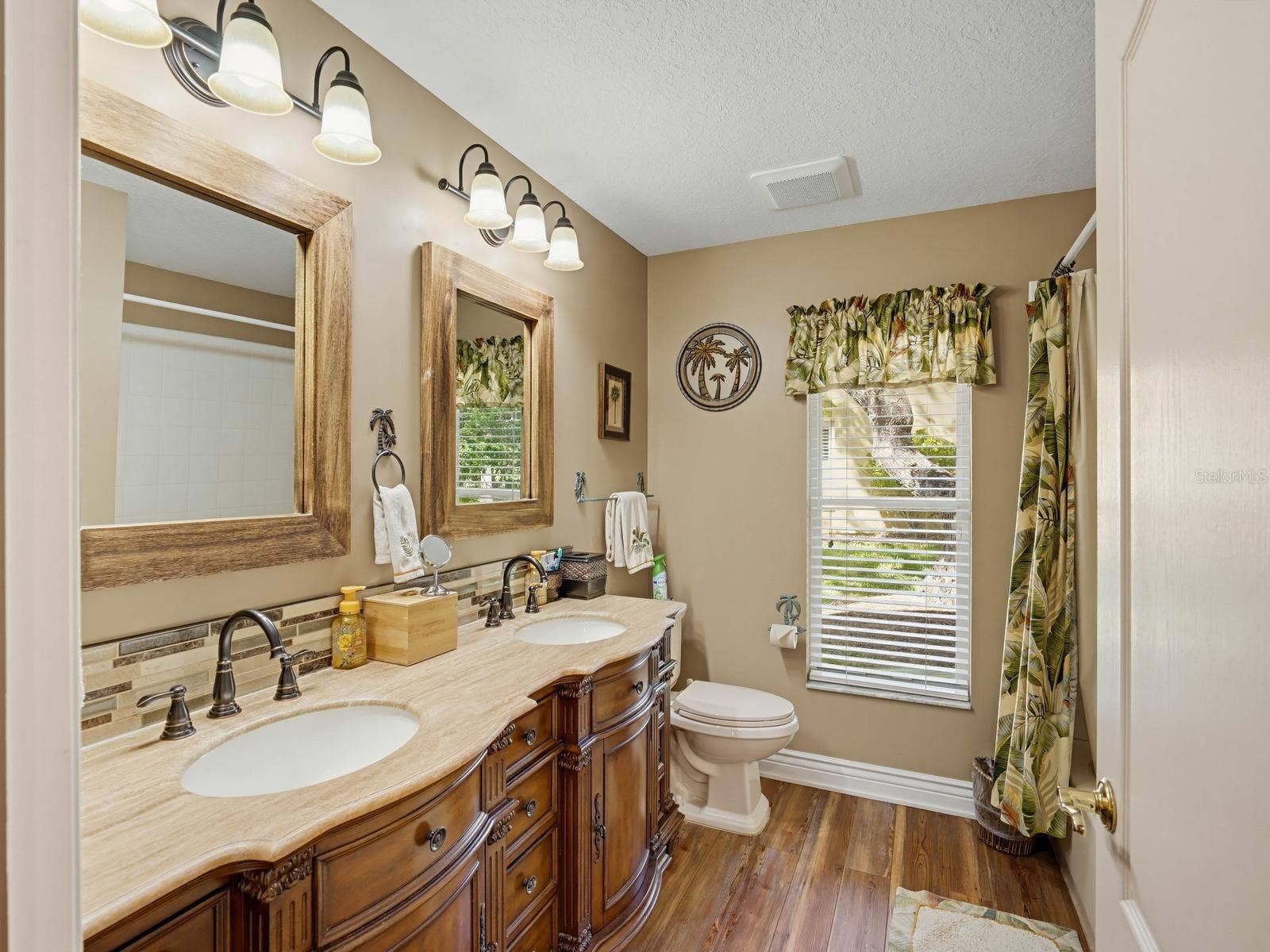 4175 KIRKALDY DRIVE, Palm Harbor, FL 34685 4175 KIRKALDY DRIVE, Palm Harbor, FL 34685
