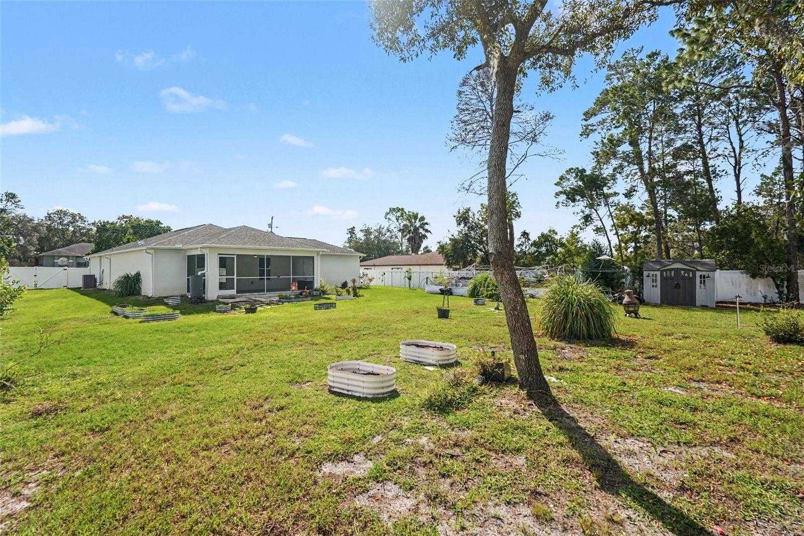 7451 BLACKBIRD AVENUE, Weeki Wachee, FL 34613 7451 BLACKBIRD AVENUE, Weeki Wachee, FL 34613