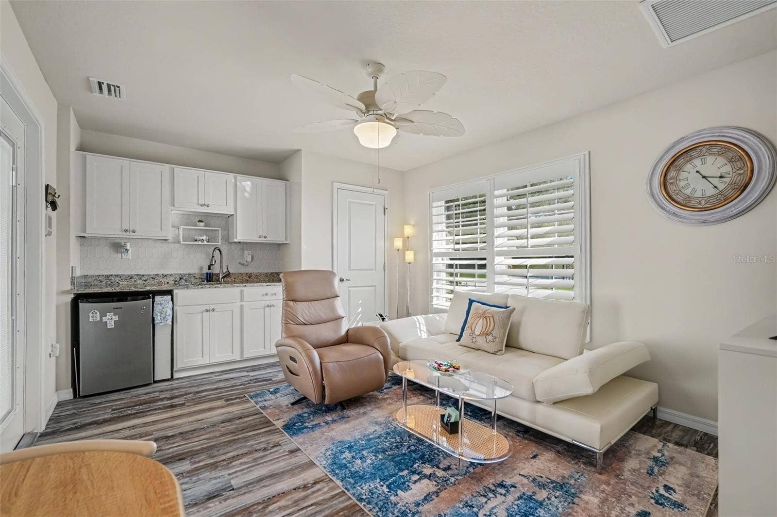 7451 BLACKBIRD AVENUE, Weeki Wachee, FL 34613 7451 BLACKBIRD AVENUE, Weeki Wachee, FL 34613