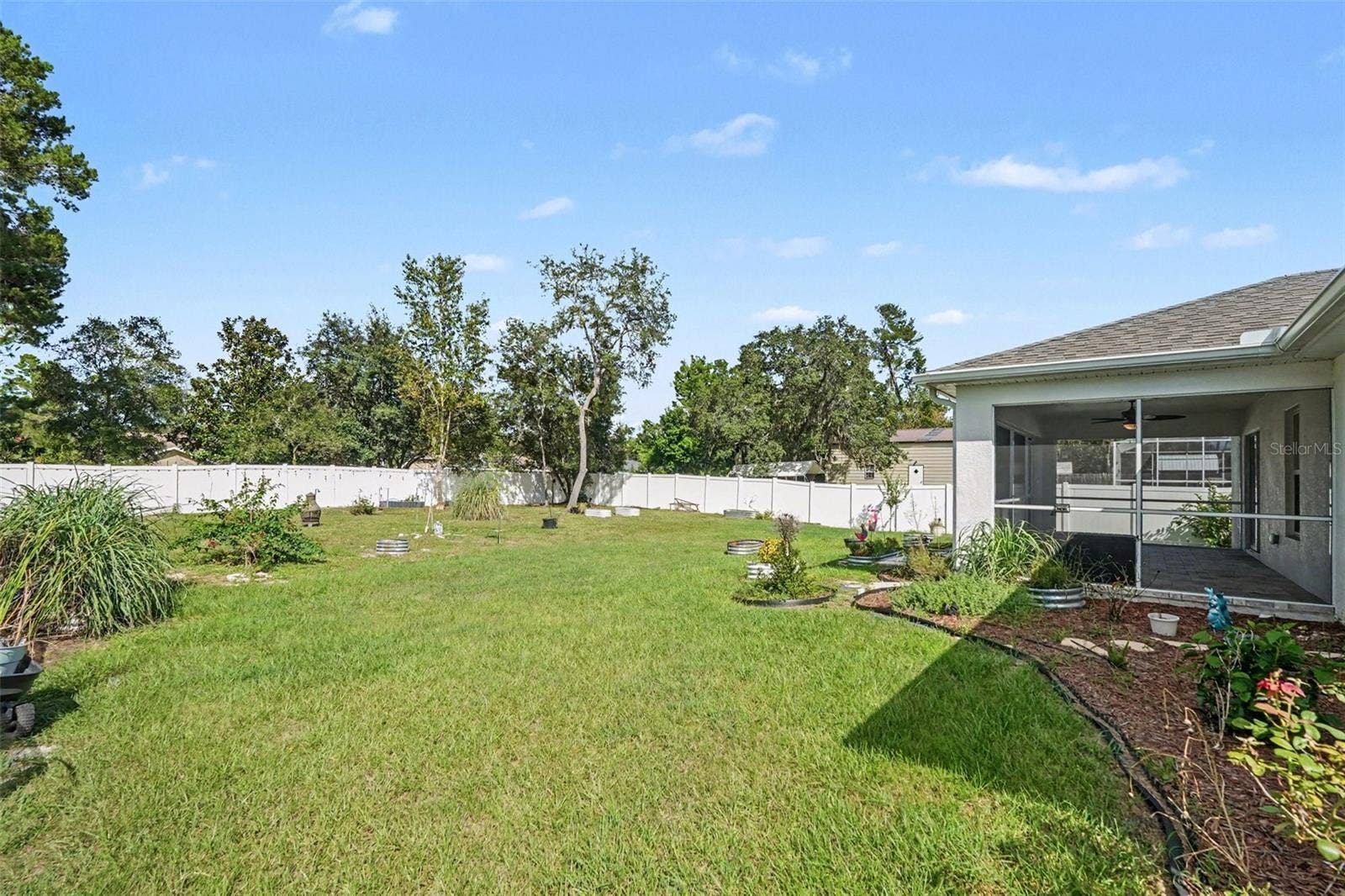 7451 BLACKBIRD AVENUE, Weeki Wachee, FL 34613 7451 BLACKBIRD AVENUE, Weeki Wachee, FL 34613