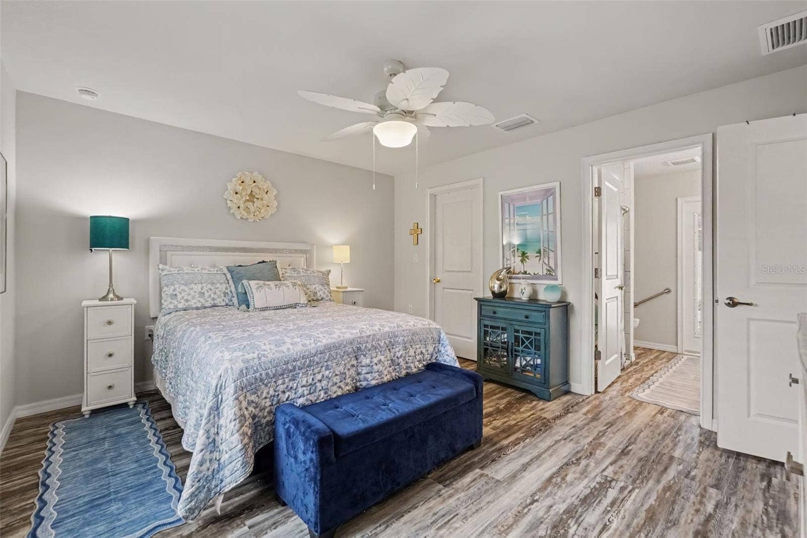7451 BLACKBIRD AVENUE, Weeki Wachee, FL 34613 7451 BLACKBIRD AVENUE, Weeki Wachee, FL 34613