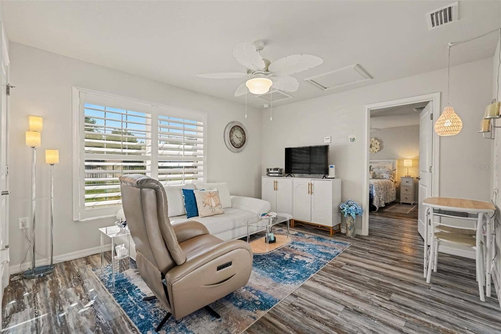 7451 BLACKBIRD AVENUE, Weeki Wachee, FL 34613 7451 BLACKBIRD AVENUE, Weeki Wachee, FL 34613