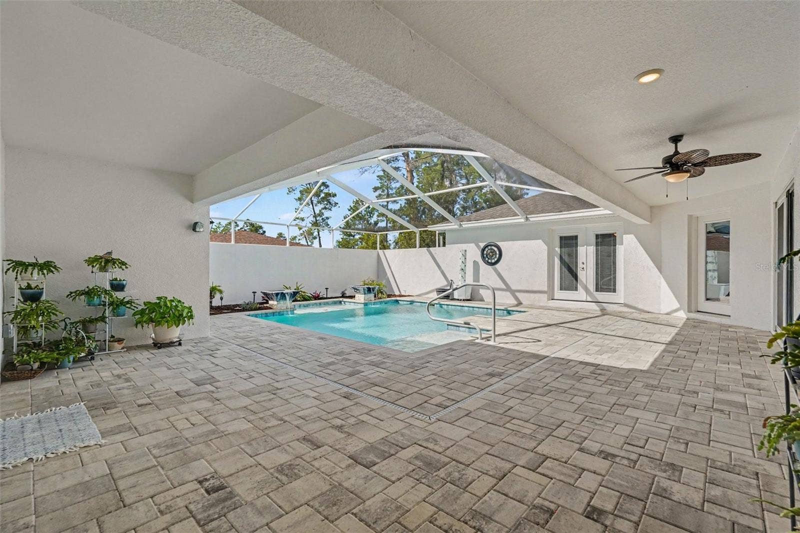7451 BLACKBIRD AVENUE, Weeki Wachee, FL 34613 7451 BLACKBIRD AVENUE, Weeki Wachee, FL 34613