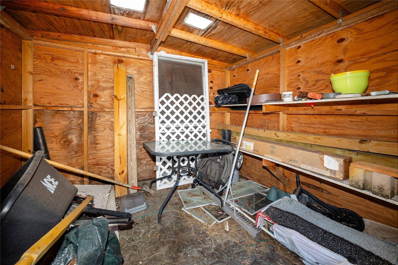 925 67TH STREET S, St Petersburg, FL 33707 Shed
