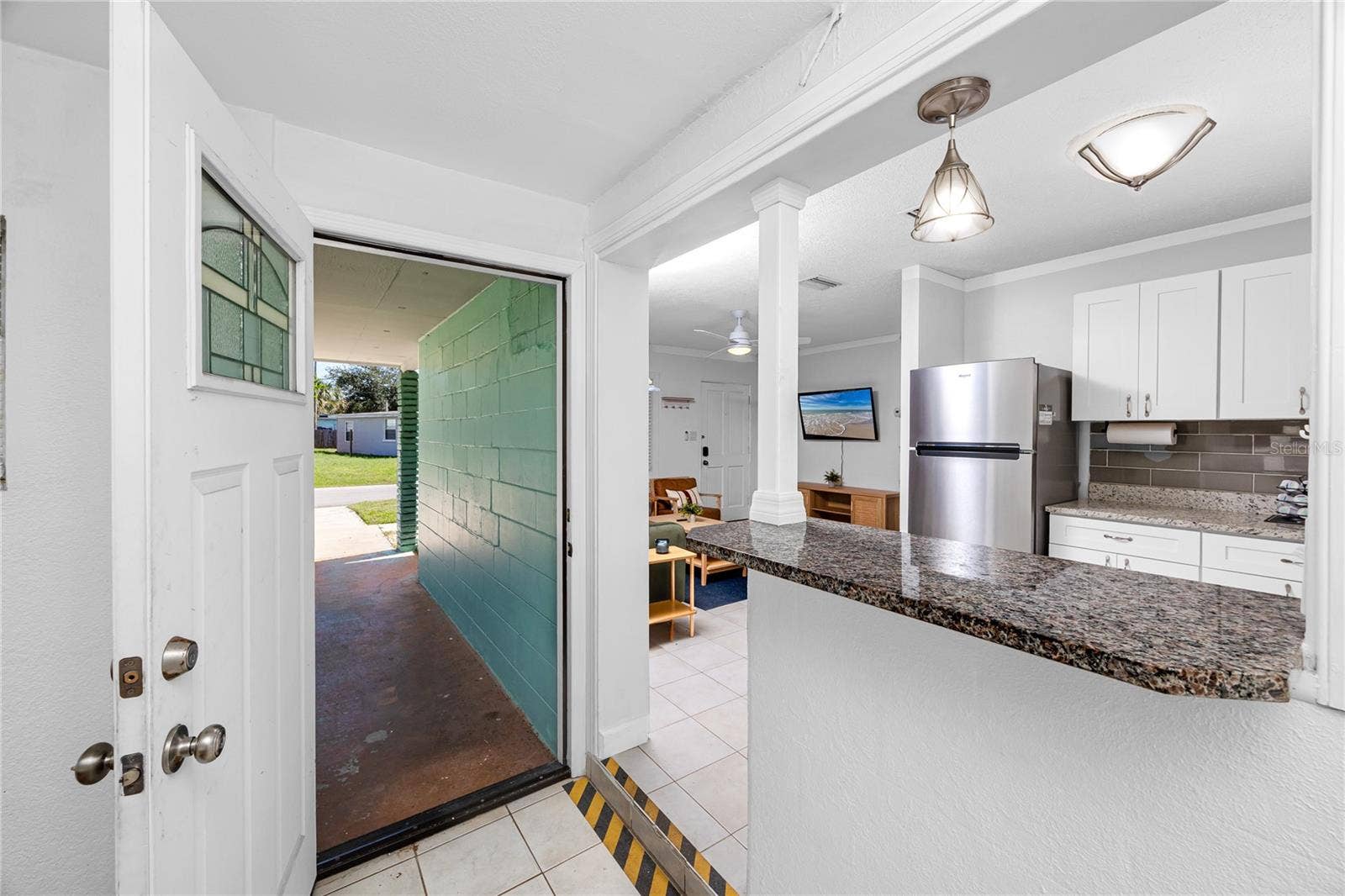 925 67TH STREET S, St Petersburg, FL 33707 925 67TH STREET S, St Petersburg, FL 33707