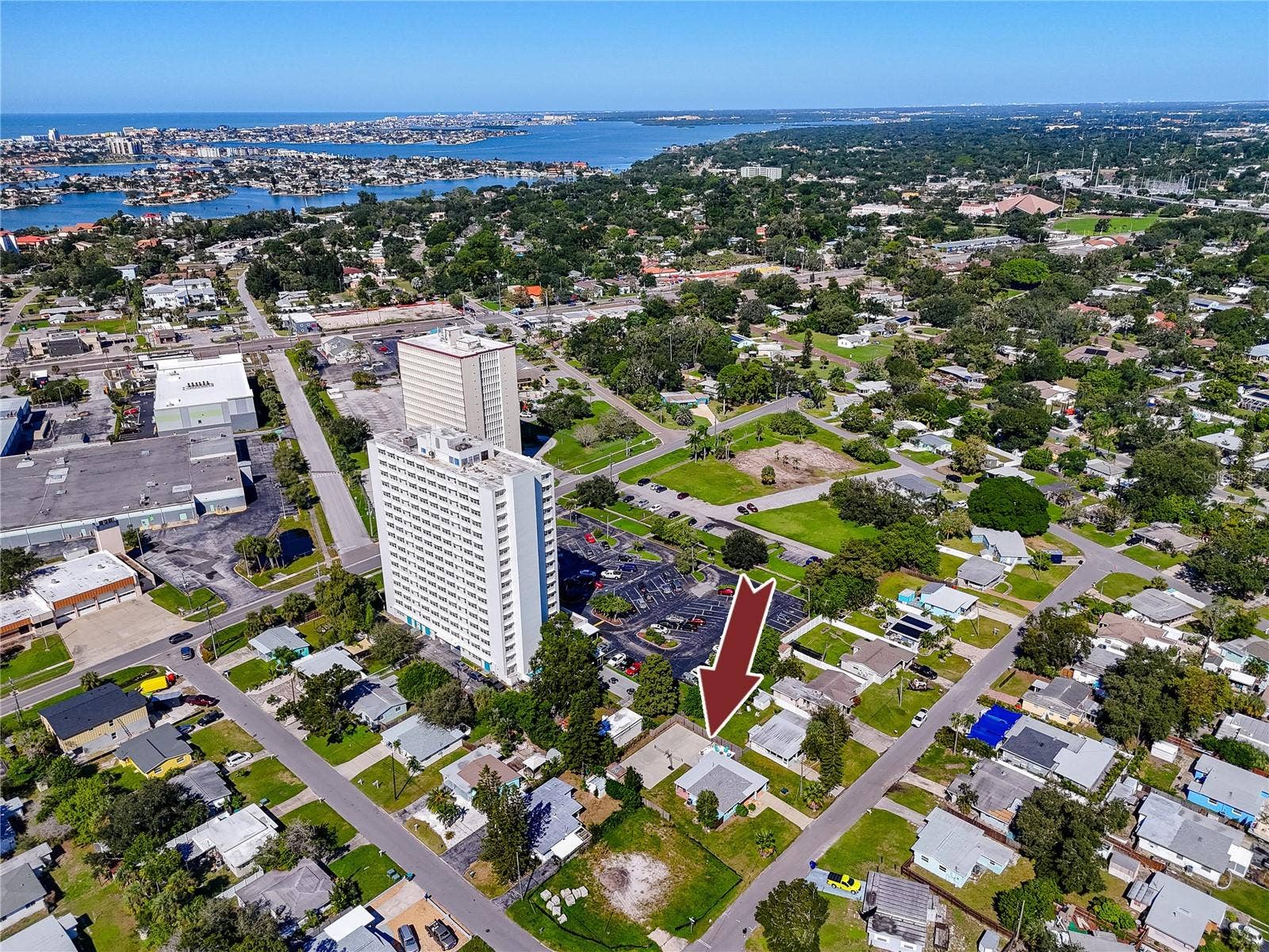 925 67TH STREET S, St Petersburg, FL 33707 925 67TH STREET S, St Petersburg, FL 33707