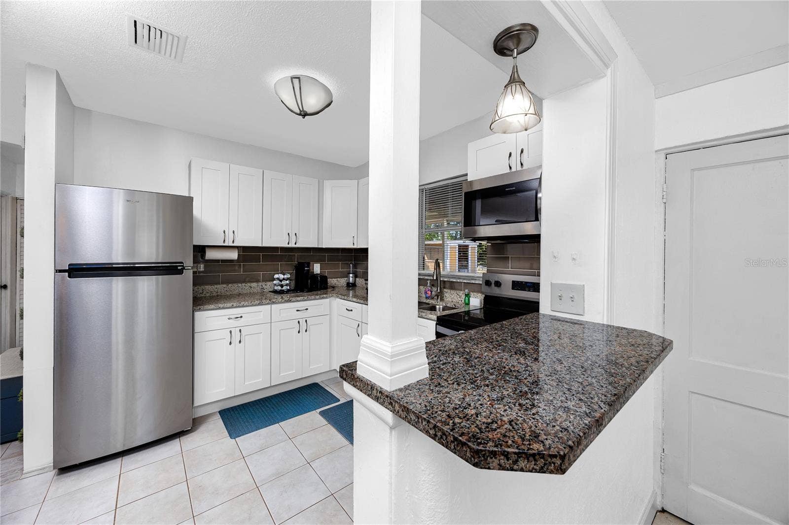 925 67TH STREET S, St Petersburg, FL 33707 925 67TH STREET S, St Petersburg, FL 33707