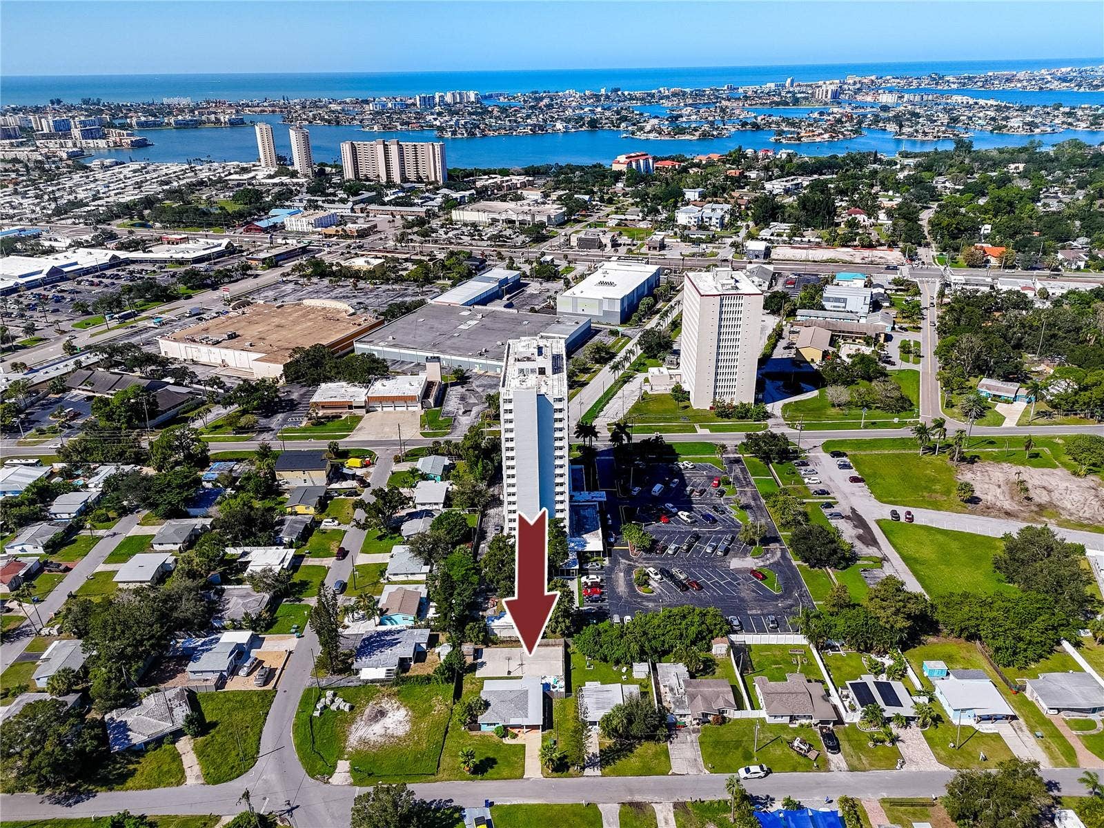 925 67TH STREET S, St Petersburg, FL 33707 925 67TH STREET S, St Petersburg, FL 33707