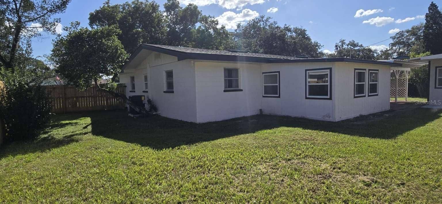 1638 PINEBERRY STREET, Lakeland, FL 33803 1638 PINEBERRY STREET, Lakeland, FL 33803