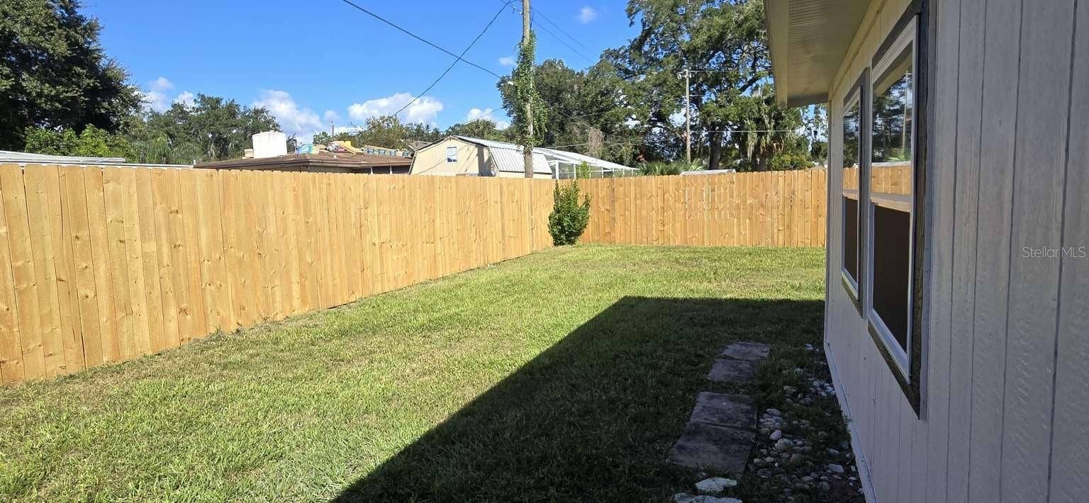 1638 PINEBERRY STREET, Lakeland, FL 33803 1638 PINEBERRY STREET, Lakeland, FL 33803