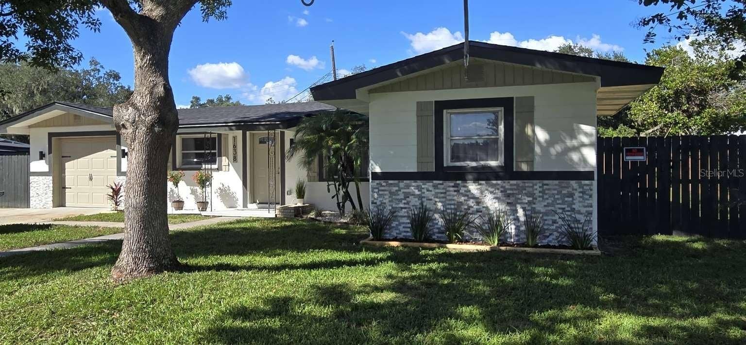 1638 PINEBERRY STREET, Lakeland, FL 33803 1638 PINEBERRY STREET, Lakeland, FL 33803