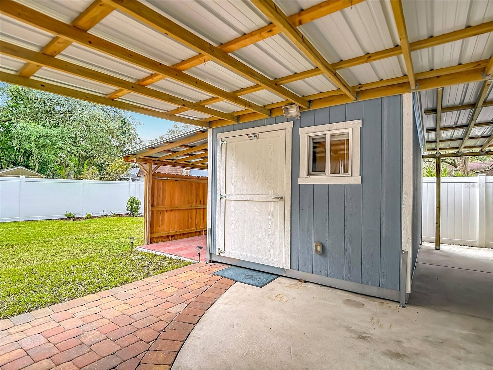 12920 N ALBANY AVENUE, Tampa, FL 33612 12920 N ALBANY AVENUE, Tampa, FL 33612