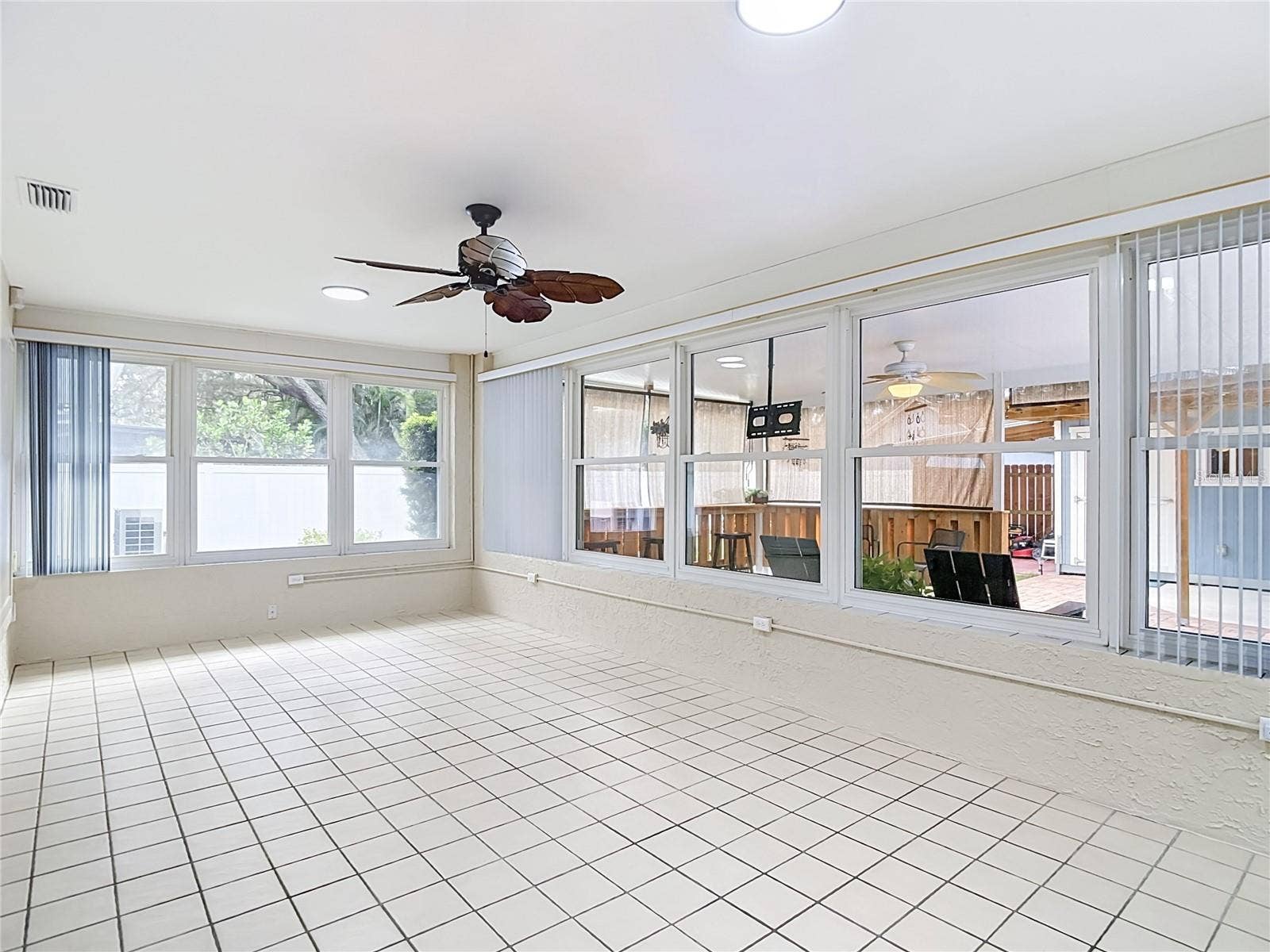 12920 N ALBANY AVENUE, Tampa, FL 33612 12920 N ALBANY AVENUE, Tampa, FL 33612