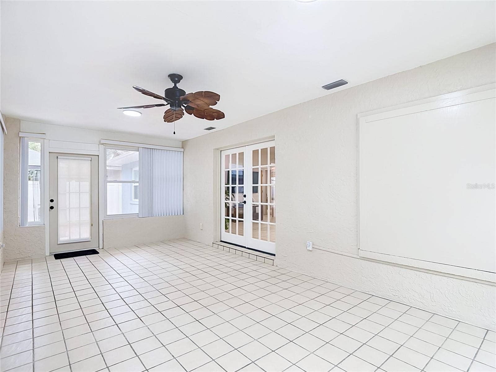 12920 N ALBANY AVENUE, Tampa, FL 33612 12920 N ALBANY AVENUE, Tampa, FL 33612