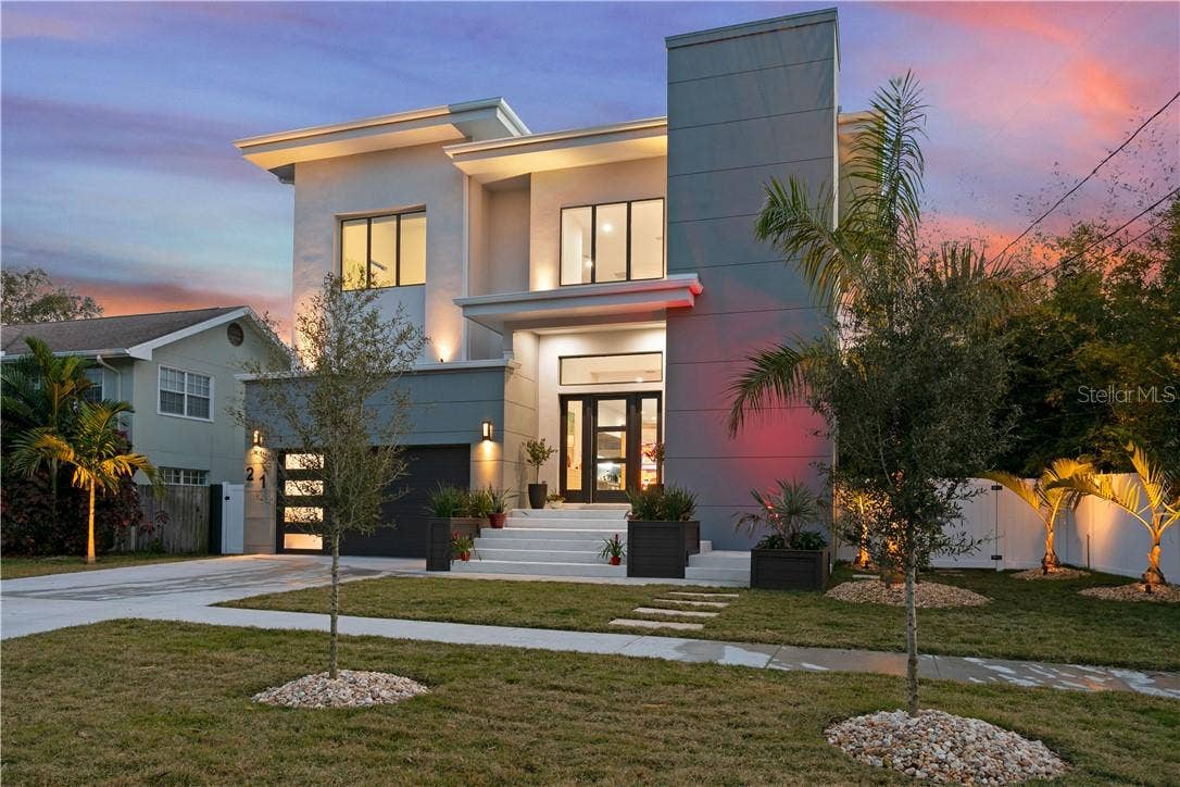 21 BAFFIN AVENUE, Tampa, FL 33606 21 BAFFIN AVENUE, Tampa, FL 33606