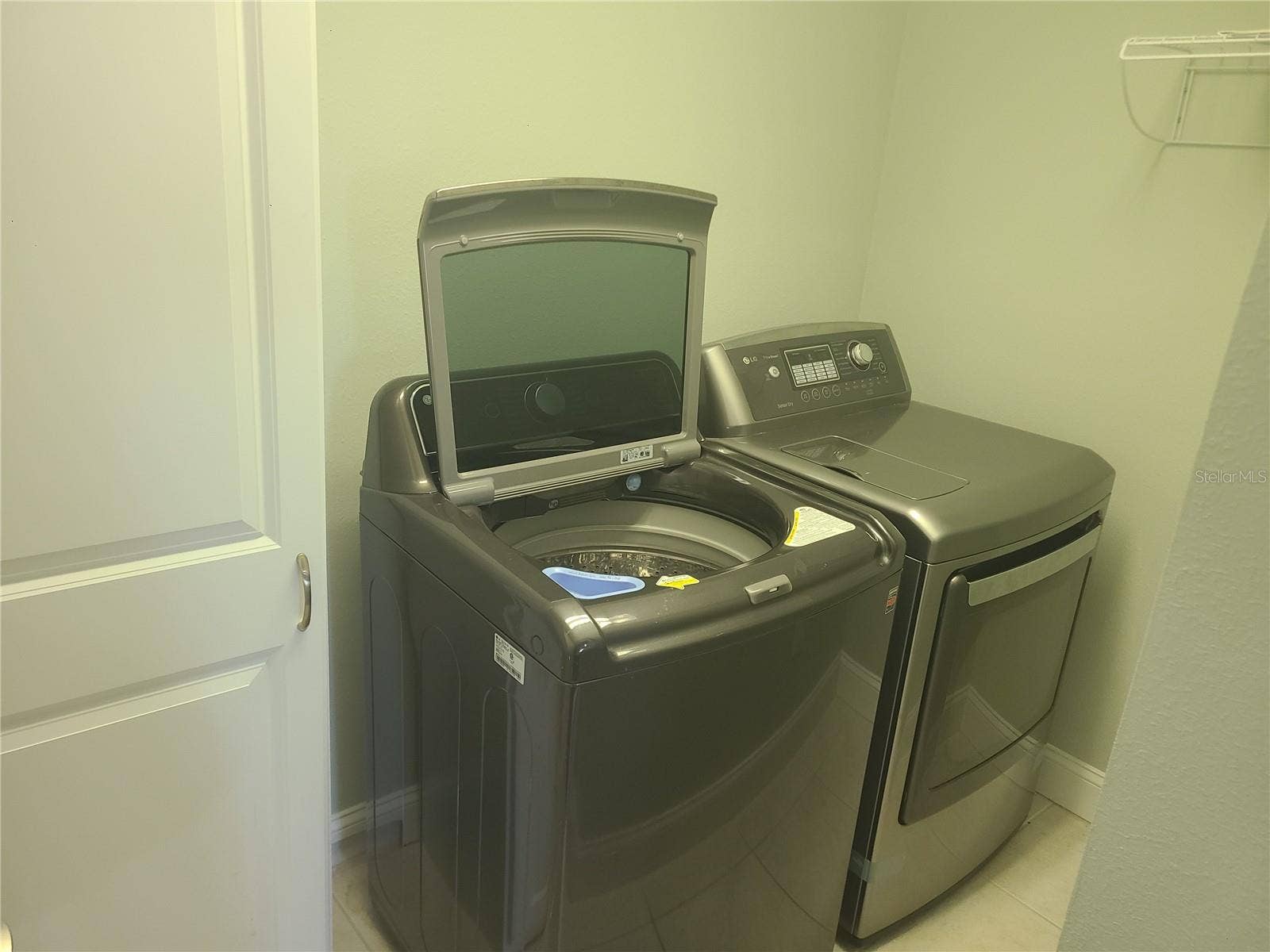 6517 SAND SHORE LANE, New Port Richey, FL 34652 Third Floor Laundry Room