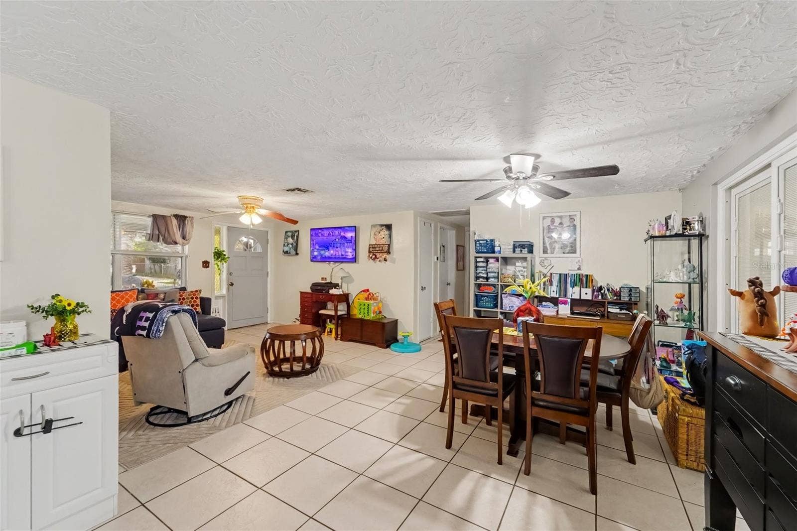 2049 MAUREEN DRIVE, Holiday, FL 34690 2049 MAUREEN DRIVE, Holiday, FL 34690