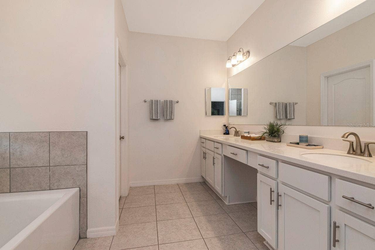 11297 BRAM BAY COURT, San Antonio, FL 33576 11297 BRAM BAY COURT, San Antonio, FL 33576