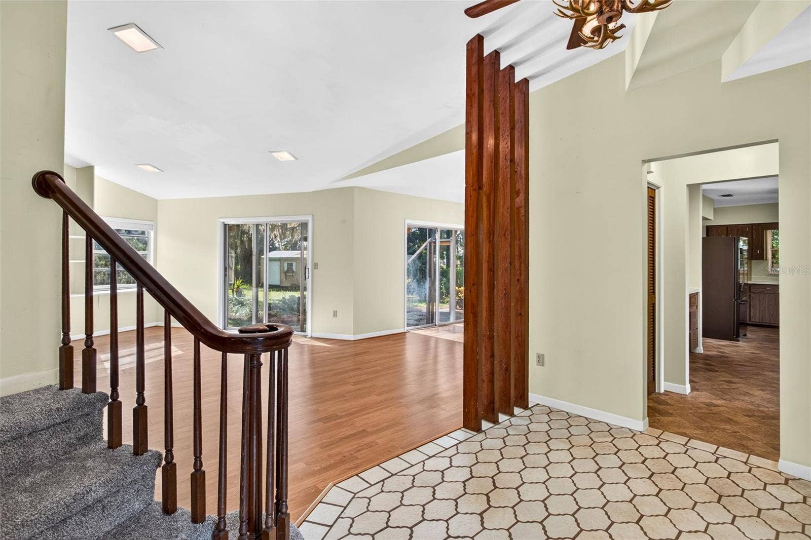 15300 LAKE IOLA ROAD, Dade City, FL 33523 15300 LAKE IOLA ROAD, Dade City, FL 33523
