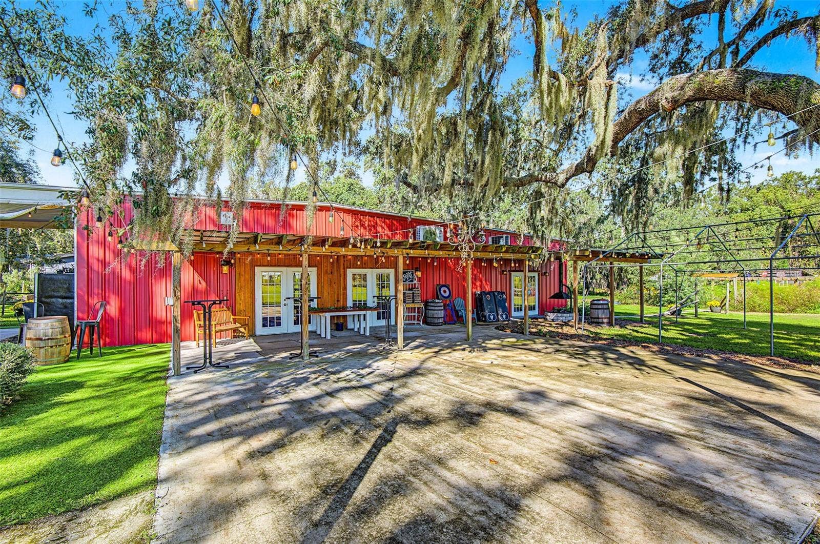 15300 LAKE IOLA ROAD, Dade City, FL 33523 15300 LAKE IOLA ROAD, Dade City, FL 33523