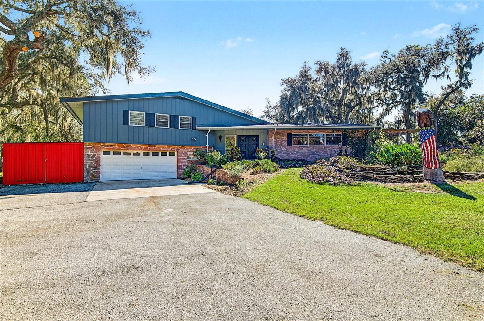 15300 LAKE IOLA ROAD, Dade City, FL 33523 15300 LAKE IOLA ROAD, Dade City, FL 33523