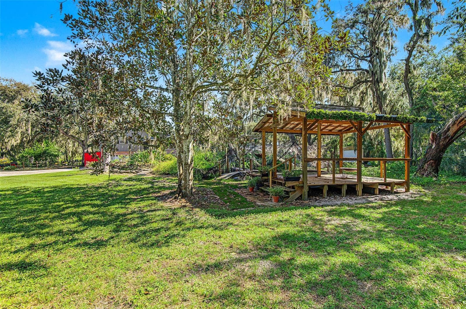 15300 LAKE IOLA ROAD, Dade City, FL 33523 15300 LAKE IOLA ROAD, Dade City, FL 33523