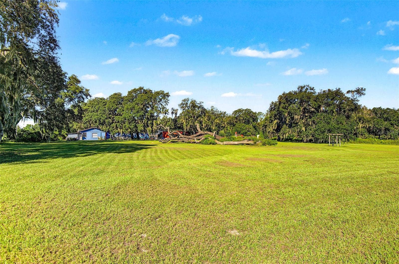 15300 LAKE IOLA ROAD, Dade City, FL 33523 15300 LAKE IOLA ROAD, Dade City, FL 33523